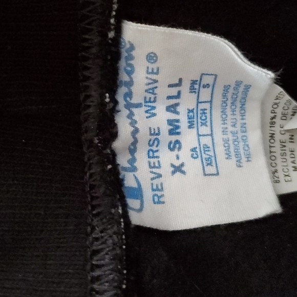 Champion sz Xsmall - Picture 3 of 3